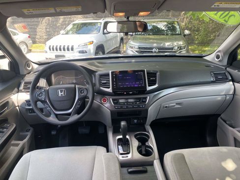 Used 2017 Honda Pilot EX image 22