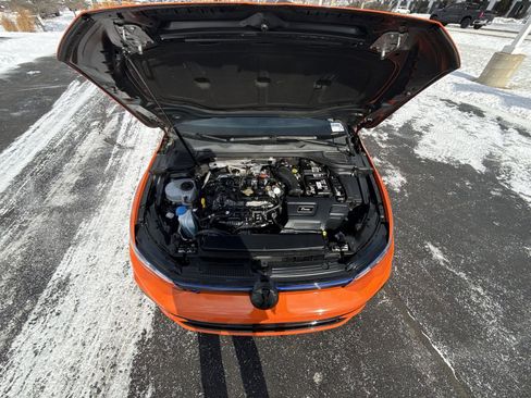 Used 2023 Volkswagen Golf R image 27