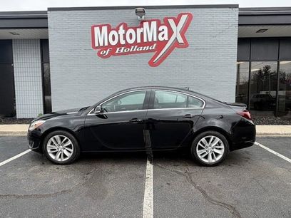 Used 2016 Buick Regal Premium w/ Driver Confidence Package #1