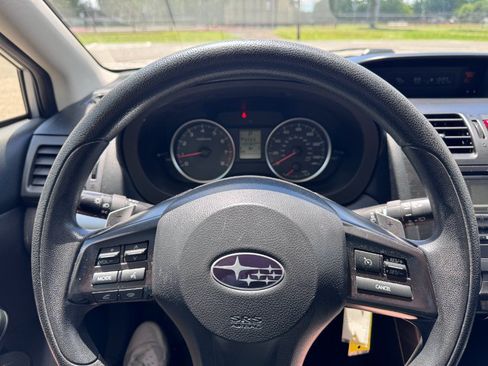 Used 2013 Subaru Crosstrek 2.0i Premium AWD/4WD image 16