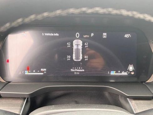 New 2026 Jeep Grand Cherokee Altitude AWD/4WD image 19
