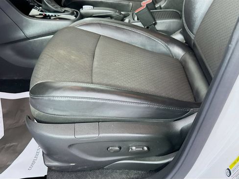 Used 2021 Buick Encore Preferred FWD image 20