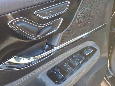 New 2026 Lincoln Corsair Premiere AWD/4WD image 16