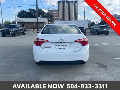 Used 2017 Toyota Corolla LE FWD image 4