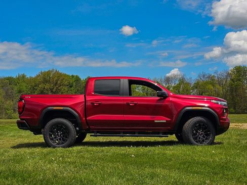 New 2026 GMC Canyon Elevation w/ Convenience Package AWD/4WD image 2