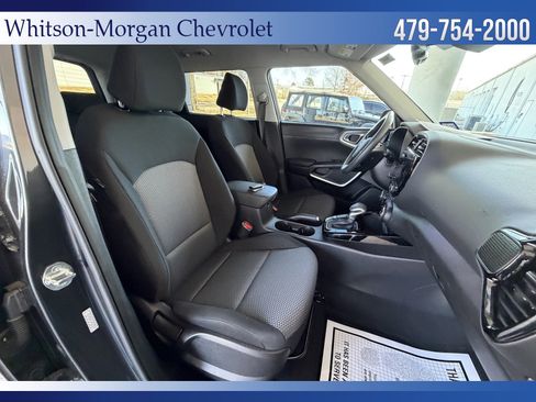 Used 2025 Kia Soul S image 32