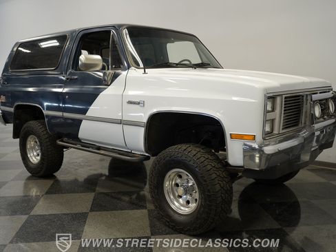 Used 1988 GMC Jimmy 4WD image 17