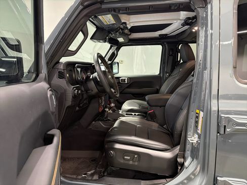 Used 2025 Jeep Wrangler Unlimited Rubicon 392 image 15