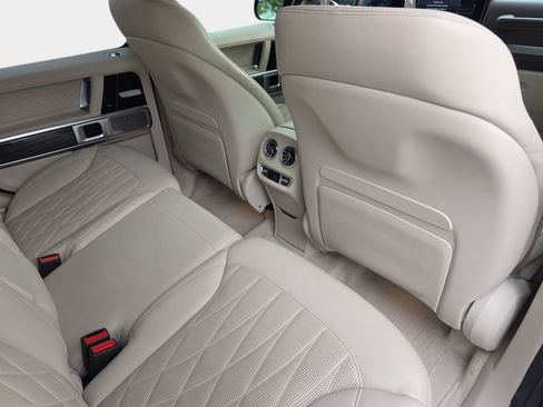 Certified 2022 Mercedes-Benz G 63 AMG 4MATIC image 11