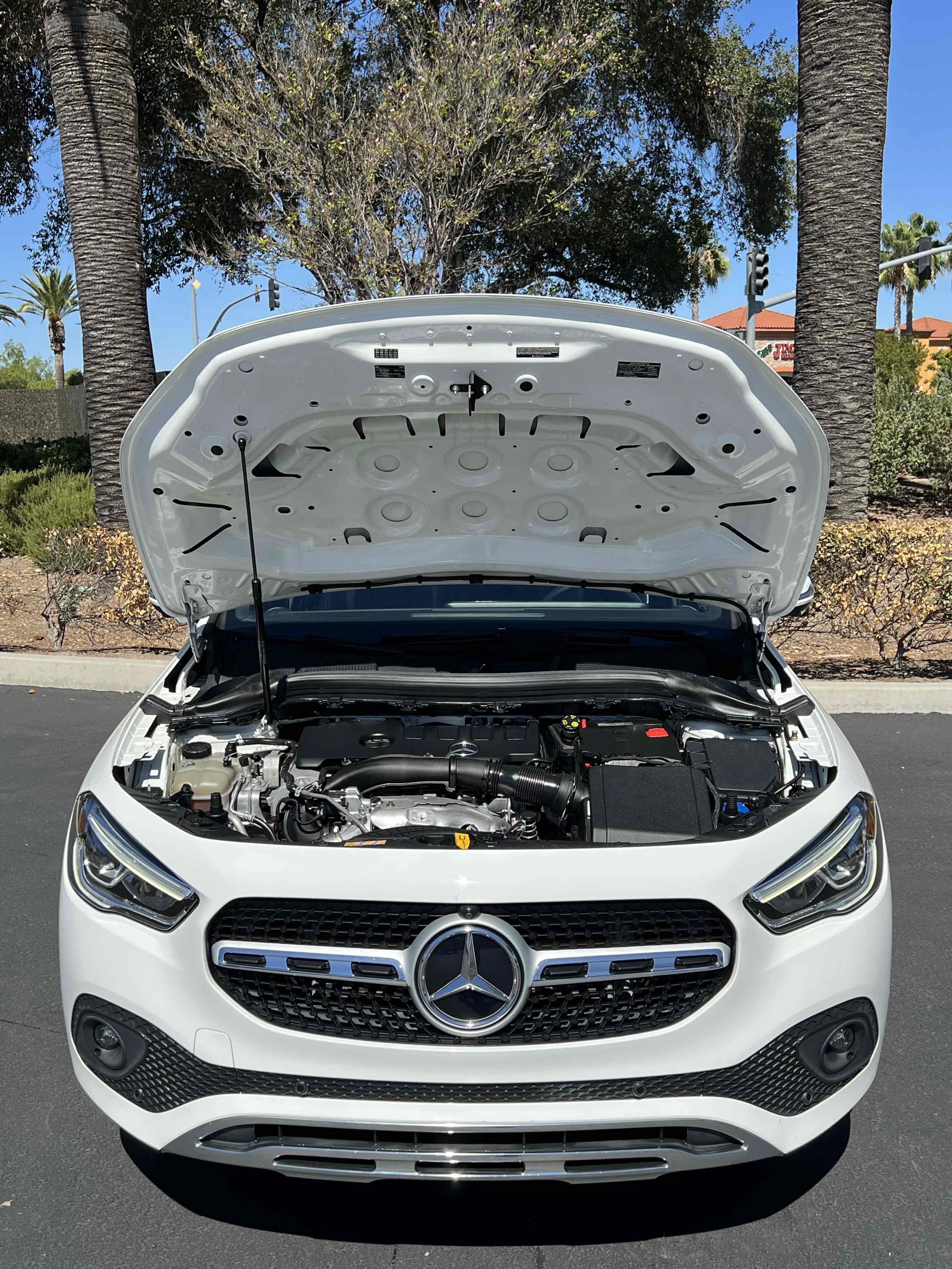 Used 2021 Mercedes-Benz GLA 250 4MATIC w/ Premium Package image 25