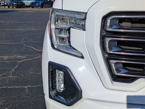 Used 2020 GMC Sierra 1500 AT4 w/ AT4 Premium Package image 10