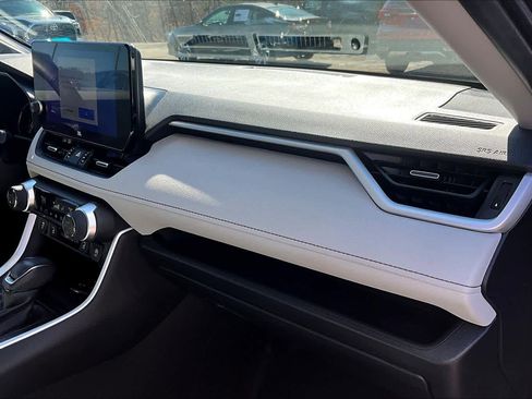 Certified 2023 Toyota RAV4 XLE Premium image 18