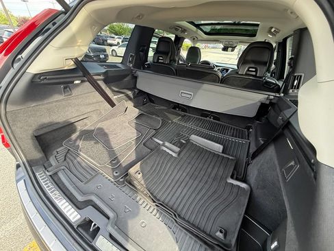 Used 2023 Volvo XC90 B5 Core w/ Protection Package Premier AWD/4WD image 33