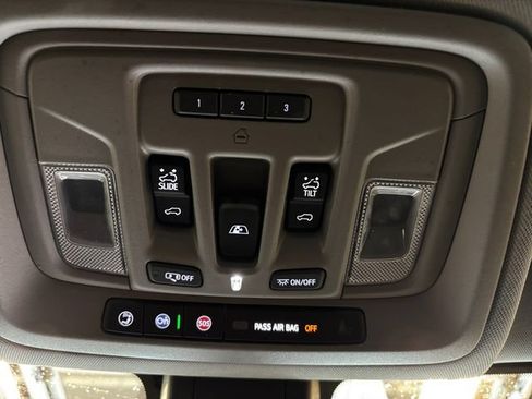 Used 2019 GMC Sierra 1500 Denali w/ Technology Package AWD/4WD image 22