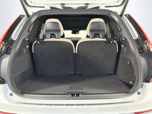 New 2026 Volvo XC90 B6 Plus w/ Protection Package Premier AWD/4WD image 28