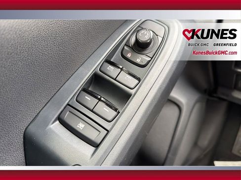 Used 2024 Subaru Crosstrek 2.0i Premium image 35