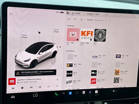 Used 2022 Tesla Model Y Performance image 17