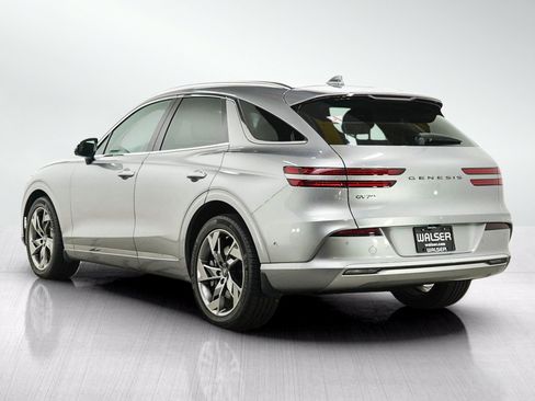 Used 2023 Genesis Electrified GV70 AWD/4WD image 3