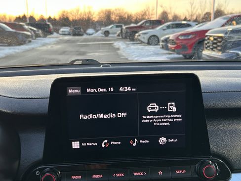 Used 2023 Kia Forte LXS image 25