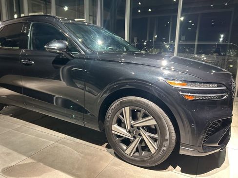 Used 2026 Genesis GV70 3.5T Sport Advanced image 7