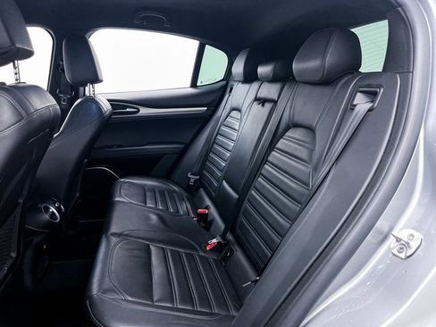 Used 2018 Alfa Romeo Stelvio Ti Sport image 33