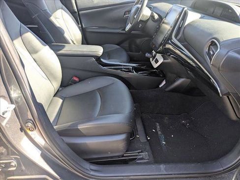 Used 2017 Toyota Prius Prime Advanced image 20