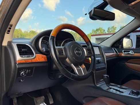 Used 2012 Jeep Grand Cherokee Overland AWD/4WD image 14