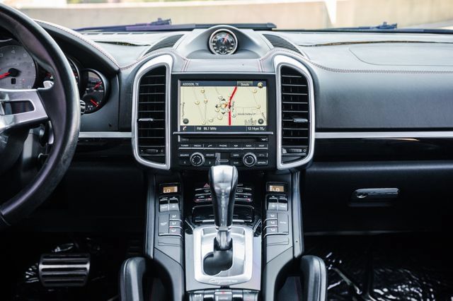 Used 2014 Porsche Cayenne GTS AWD/4WD image 17