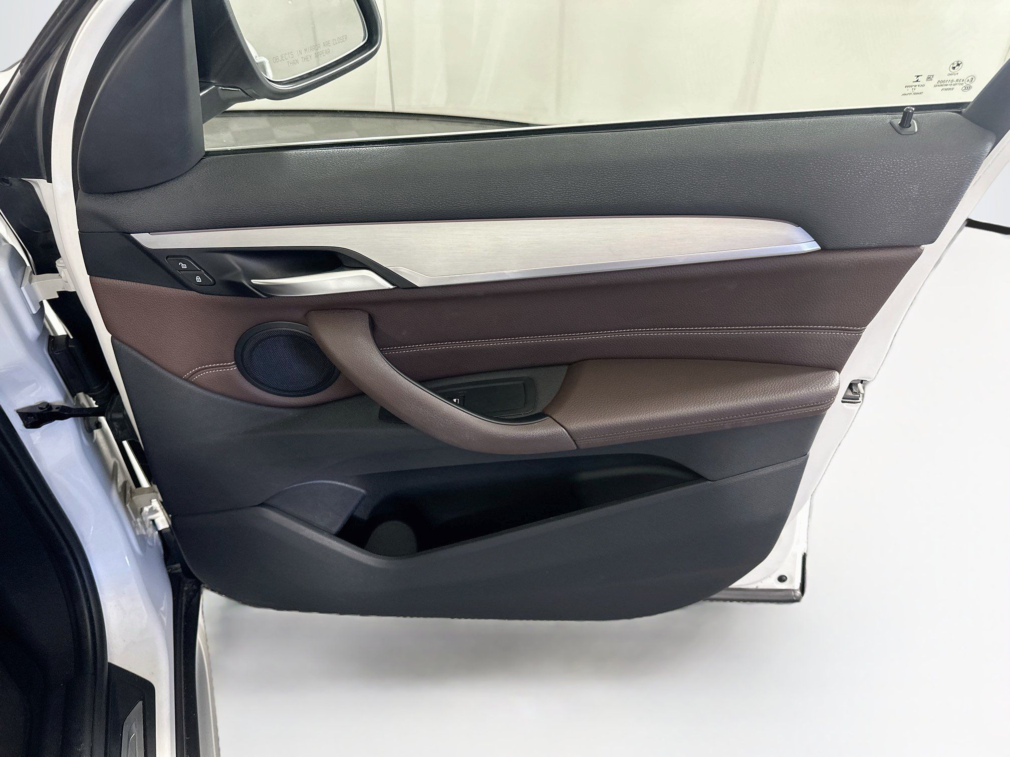 Used 2018 BMW X1 sDrive28i w/ Convenience Package FWD image 32