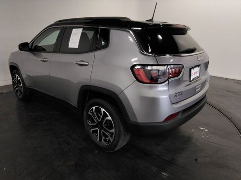 Used 2022 Jeep Compass Limited AWD/4WD image 8