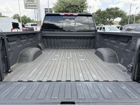 Used 2025 GMC Sierra 2500 AT4 AWD/4WD image 31