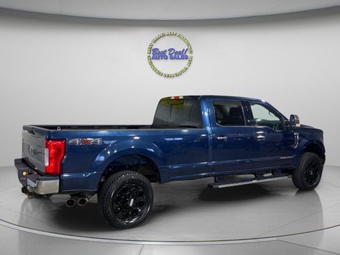 Used 2017 Ford F250 XLT w/ XLT Premium Package AWD/4WD image 5