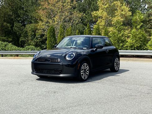 Used 2026 MINI Cooper 2-Door Hardtop FWD image 13