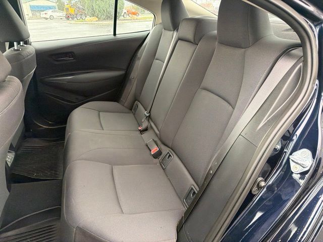 Used 2025 Toyota Corolla LE FWD image 24