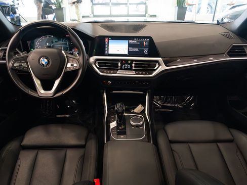 Used 2020 BMW 330i xDrive Sedan w/ Convenience Package AWD/4WD image 9