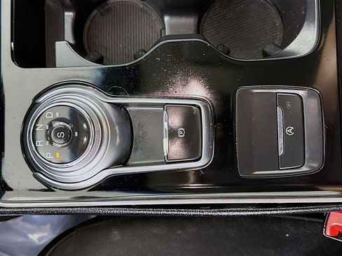 Used 2019 Ford Edge SE image 20