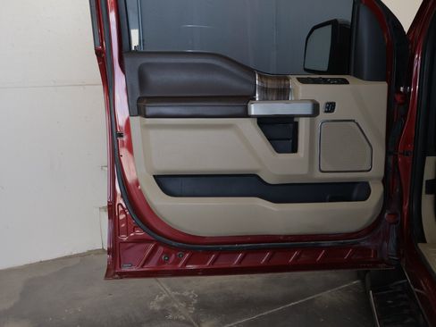 Certified 2018 Ford F150 Lariat AWD/4WD image 36