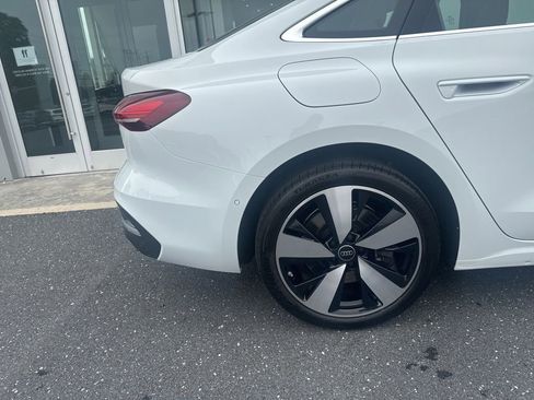 Used 2025 Audi A5 2.0T Premium w/ Premium Plus AWD/4WD image 6