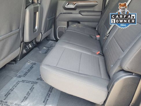 Used 2025 Chevrolet Silverado 1500 LT AWD/4WD image 10