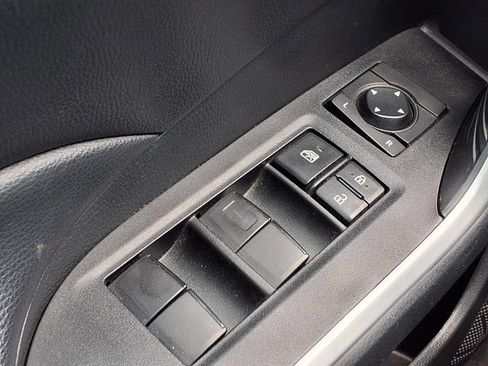 Used 2023 Toyota RAV4 LE FWD image 19