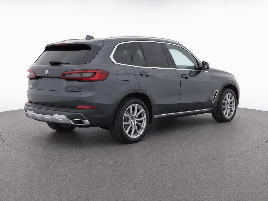 Used 2021 BMW X5 sDrive40i w/ Premium Package RWD image 2