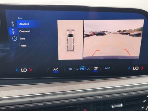 Used 2025 Chevrolet Suburban LS RWD image 6