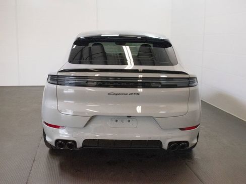 New 2026 Porsche Cayenne GTS image 6