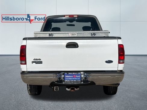 Used 2003 Ford F150 XLT image 9