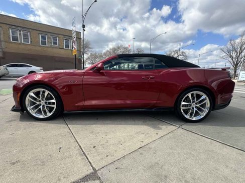 Used 2022 Chevrolet Camaro LT w/ Design Package 2 image 8