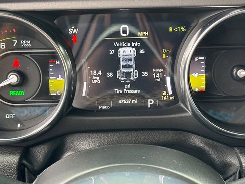 Used 2022 Jeep Wrangler Unlimited Rubicon 4xe image 30