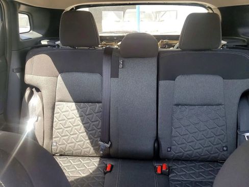 Used 2025 Nissan Kicks SV AWD/4WD image 10