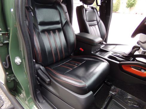 Used 2022 Nissan Frontier PRO-4X AWD/4WD image 23