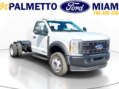 New 2024 Ford F550 4x4 Regular Cab Super Duty image 1