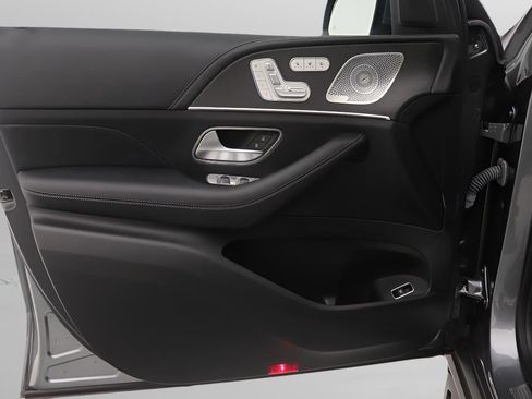 Certified 2023 Mercedes-Benz GLS 450 4MATIC image 17